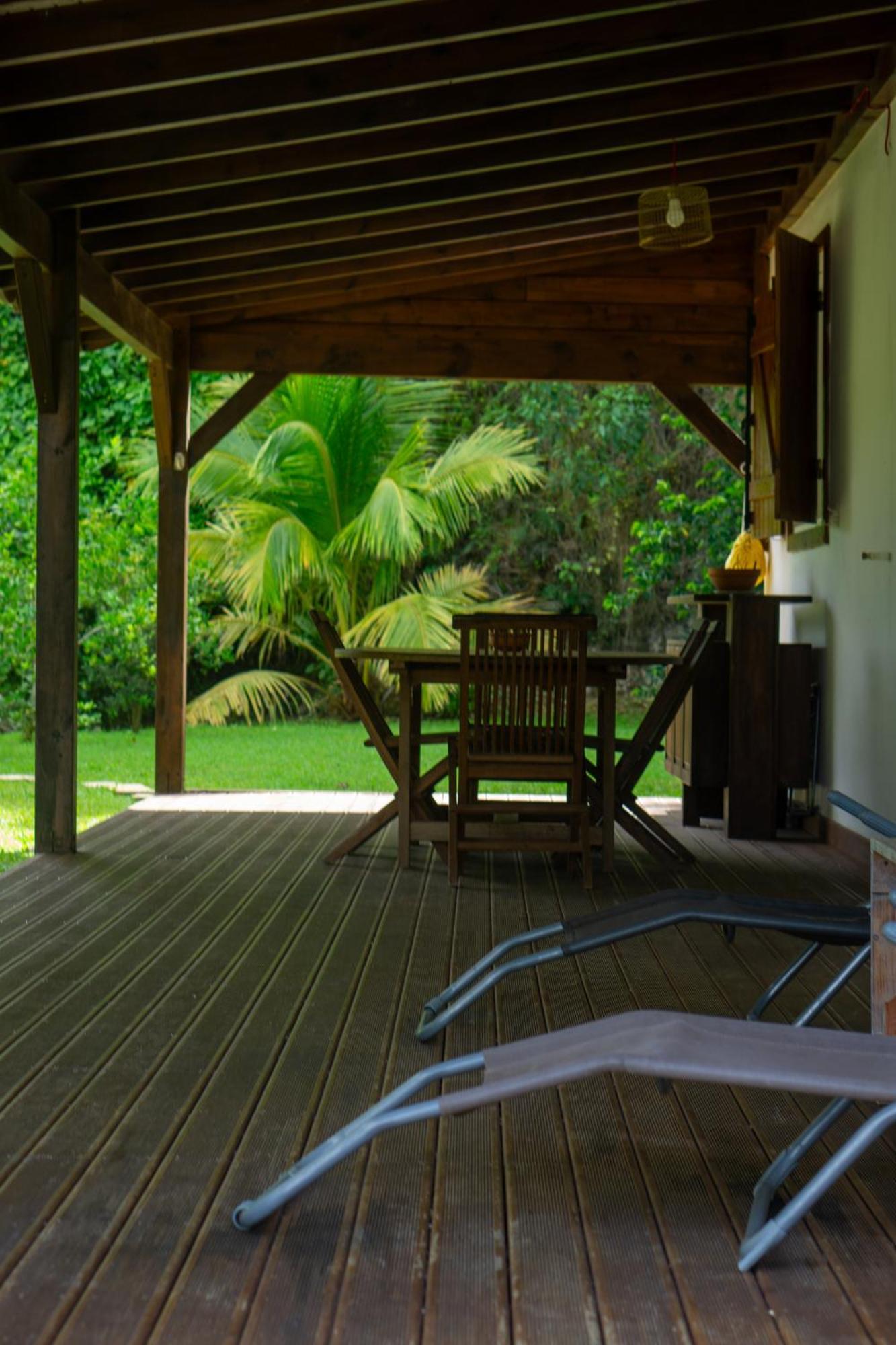 Villa Au Calme Avec Jacuzzi, Villa Le Boursoie Лез-Абим Экстерьер фото